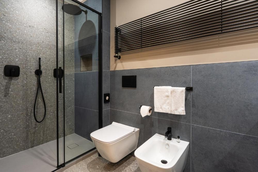 Hotel Touring Image 39