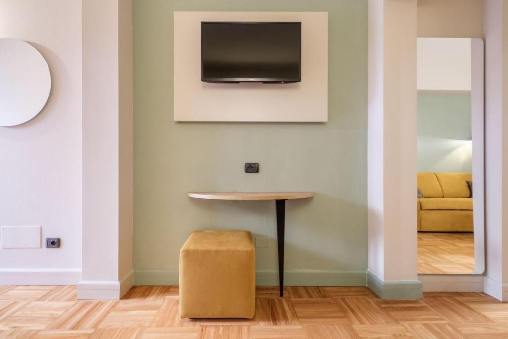 Hotel Touring Image 46