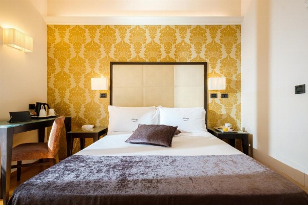 Hotel Touring image 21