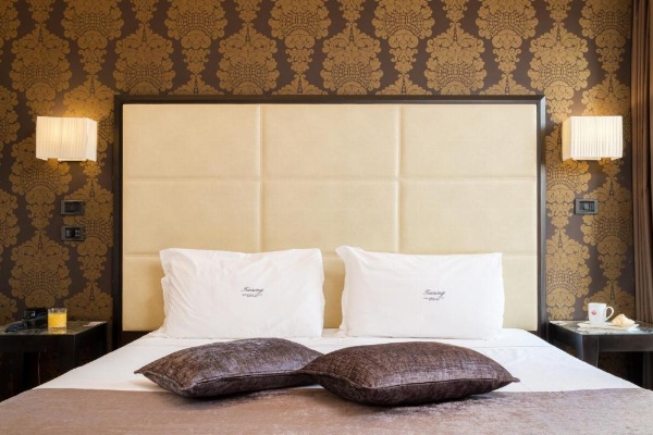 Hotel Touring image 33