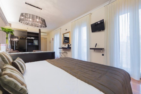 Hotel Touring image 59