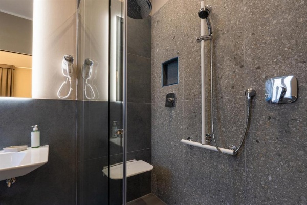 Hotel Touring image 8