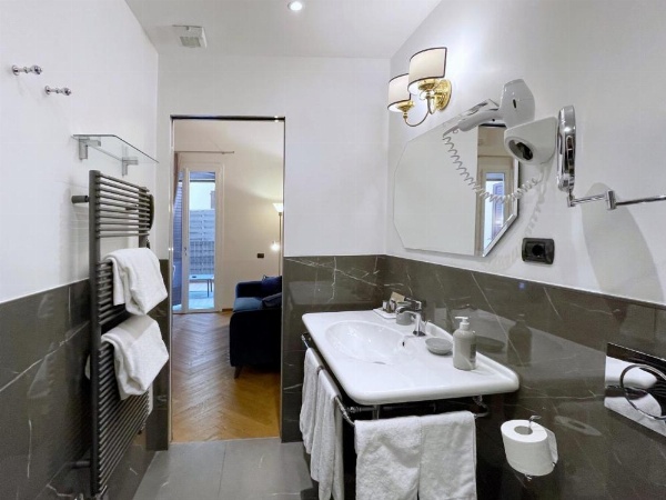 Hotel Touring image 86
